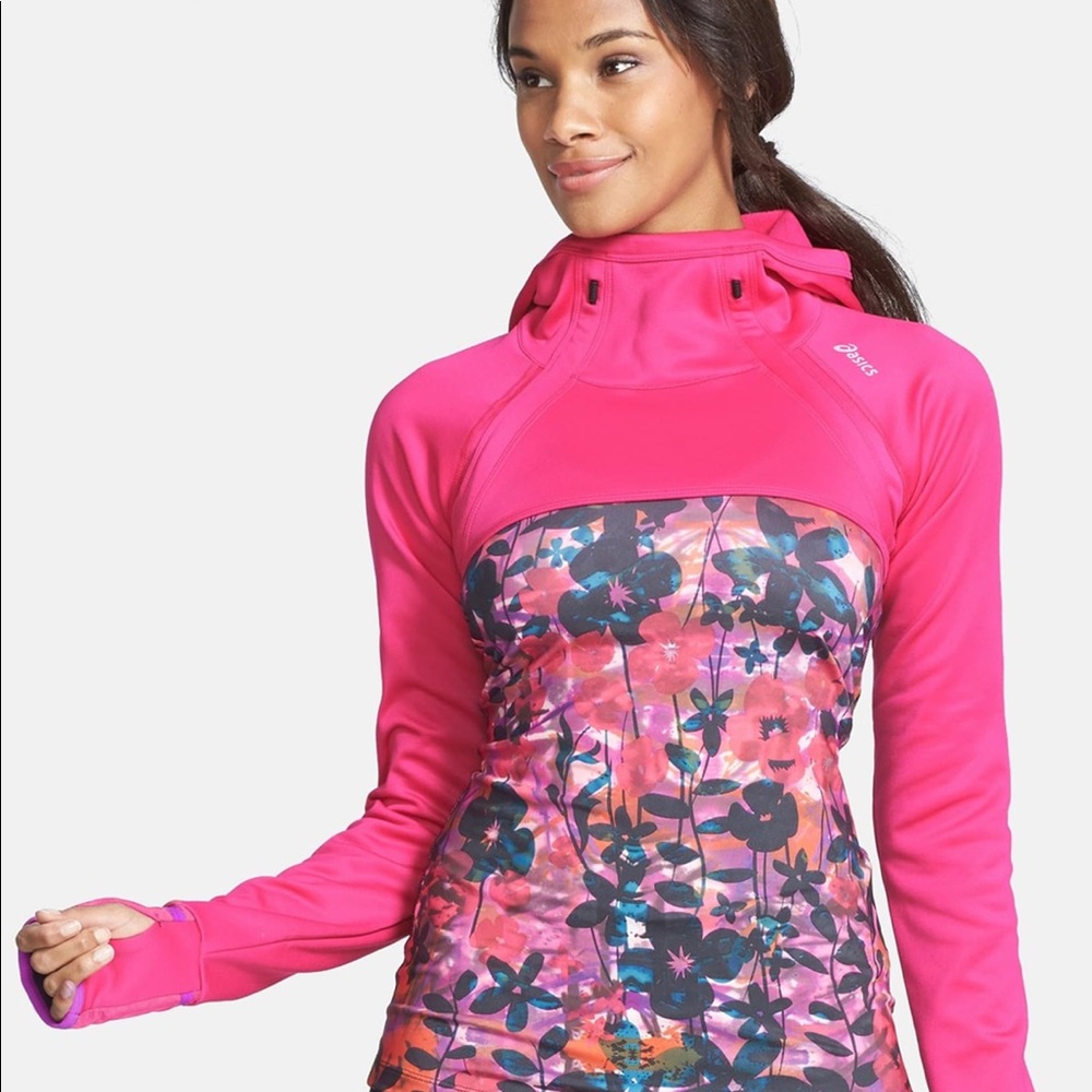 ASICS shrug sz small